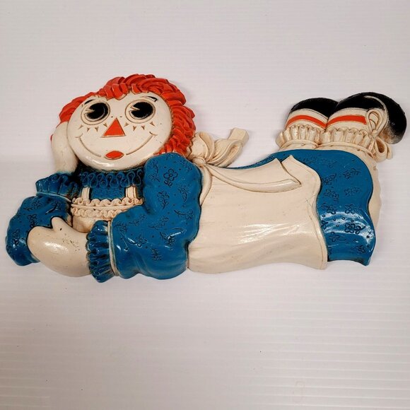 Raggedy Ann and Andy Plastic Set 2 Wall Plaques 1977 Bobbs Merrill Hangings - Picture 2 of 5
